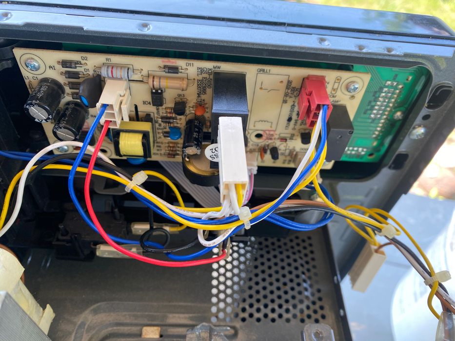 Запчасти на GORENJE MO20A3B