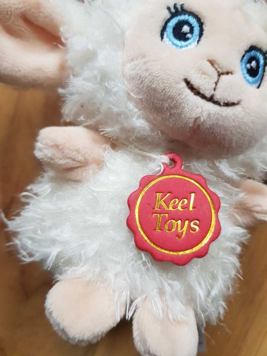 owieczka Fran Adoptable World Keel Toys Keeleco 100% recykling