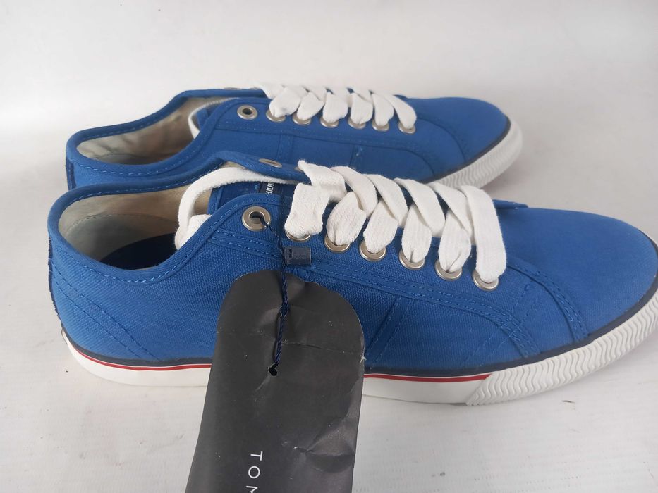 Tommy Hilfiger trampki męskie  niebieski rozmiar 41