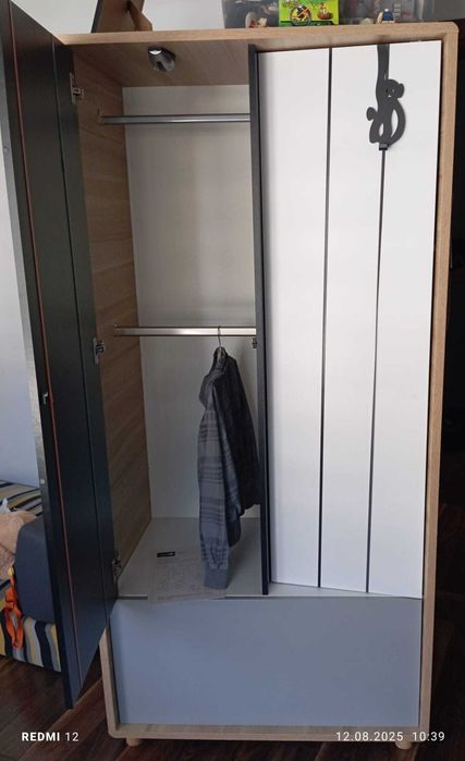 Szafa z szufladą Evolve marki Vox