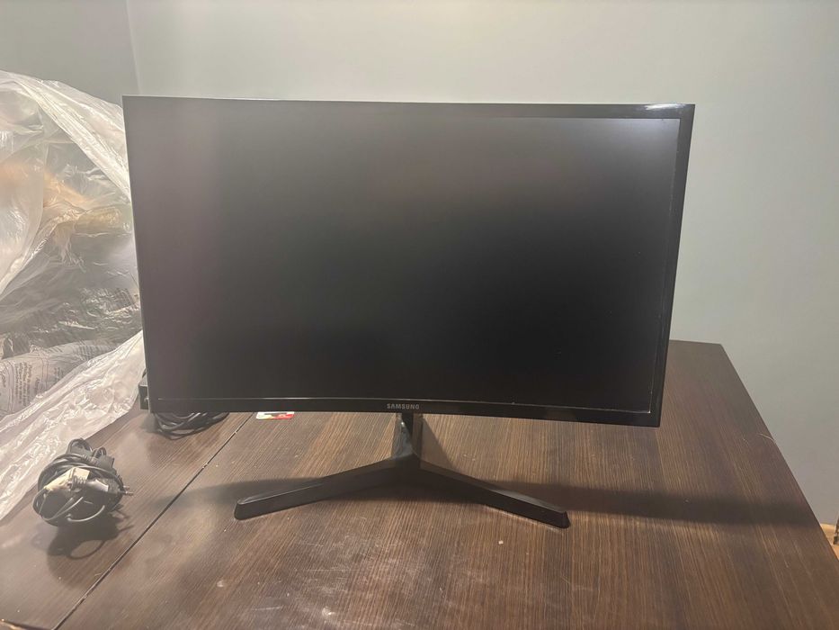 Monitor Samsung C24F396FHU 24" Curved