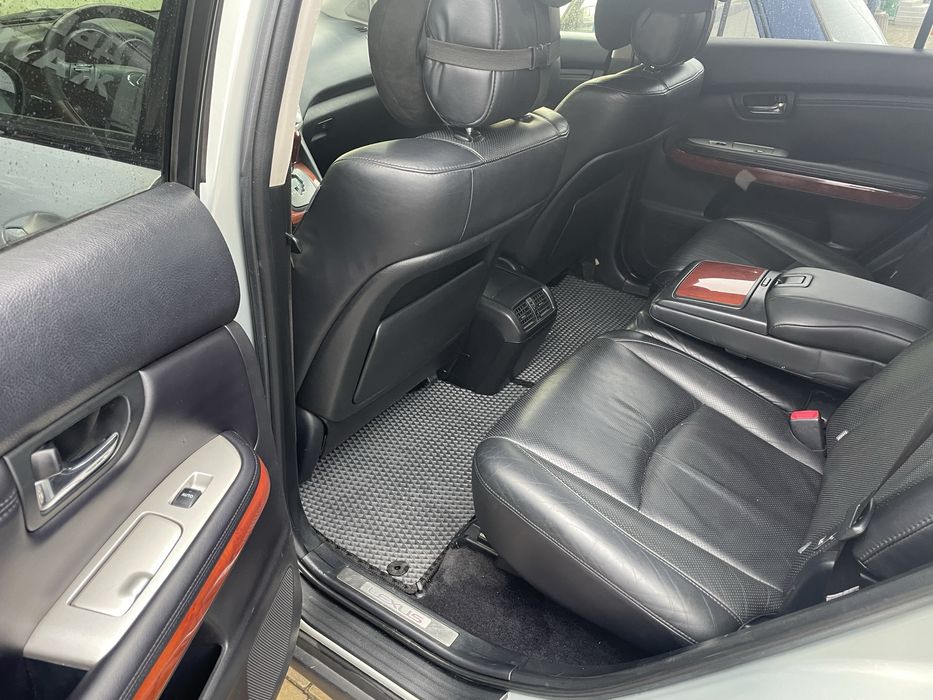 Lexus rx300 официал европа