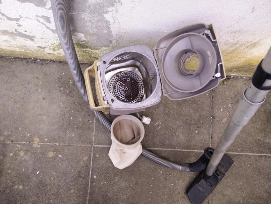 Aspirador Electrolux_Anos 70_A funcionar!