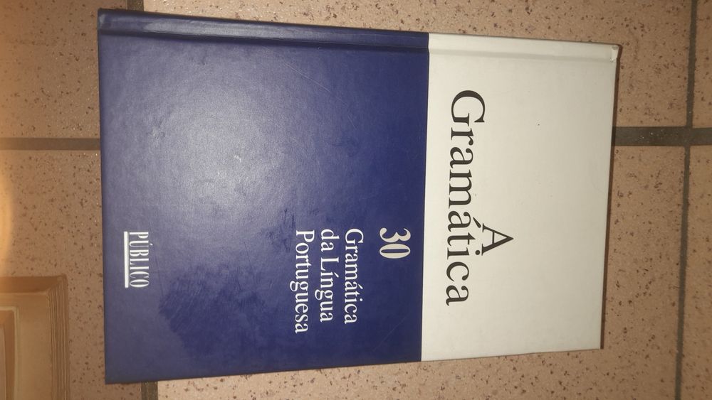 4 volumes dicionarios / gramática