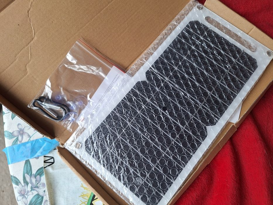 mały panel słoneczny