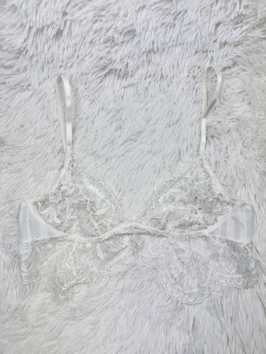 Biustonosz miękki koronka XL 42 biały