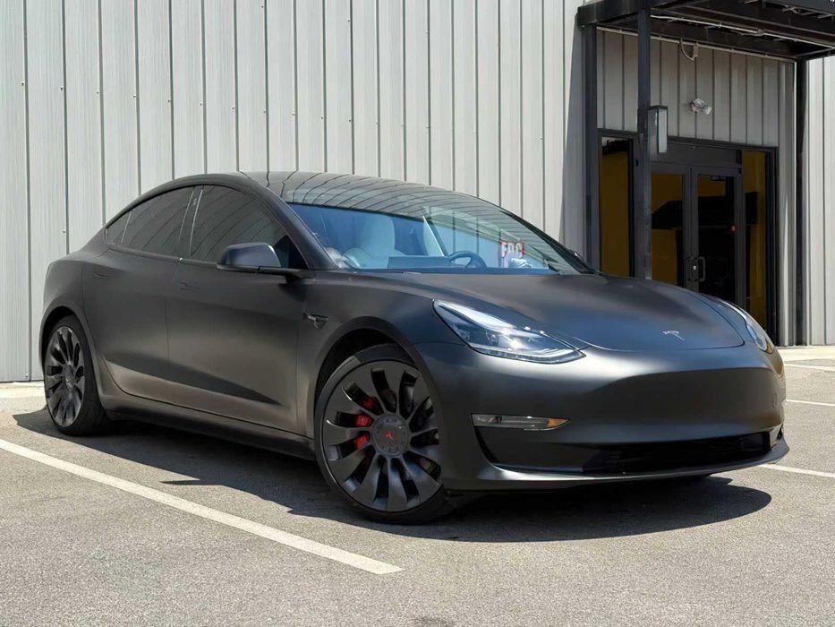 Tesla Model 3 Performance      2023