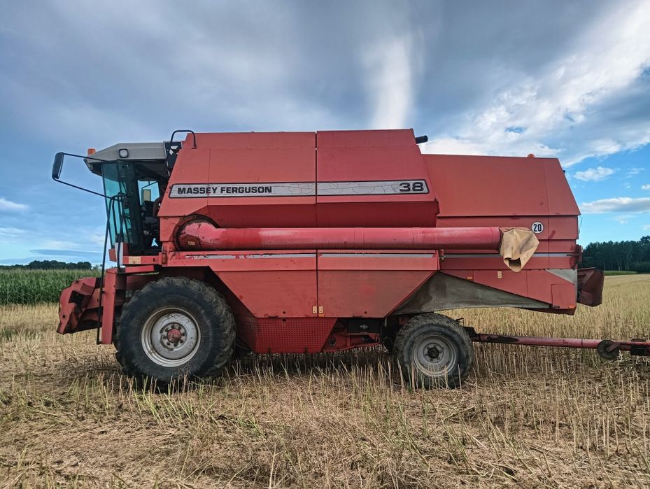 Kombajn Massey Ferguson 38
