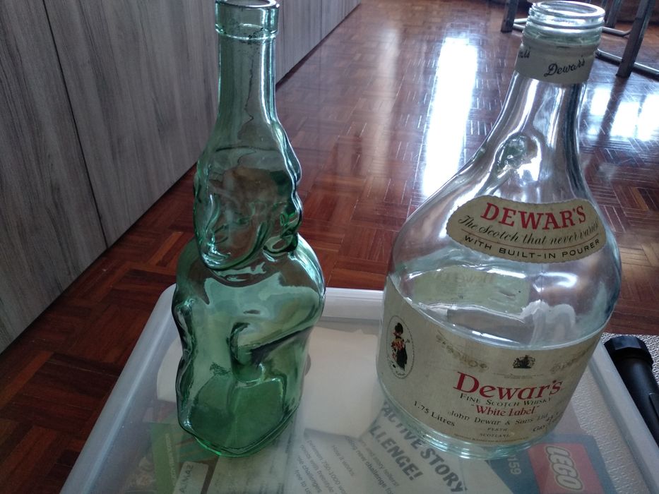 Garrafas decorativas