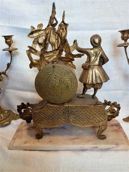 Garniture Latão Mármore Quartz