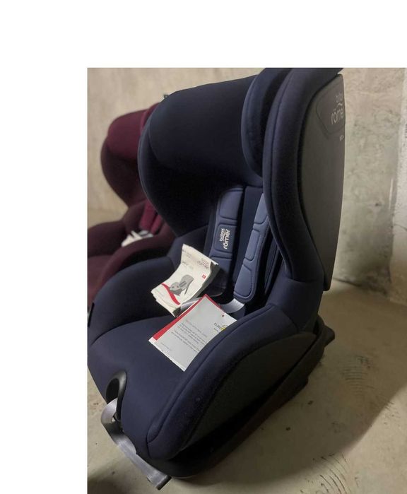 Автокрісло для дітей 76–105 см 22kg Britax Römer TRIFIX² i-Size Isofix