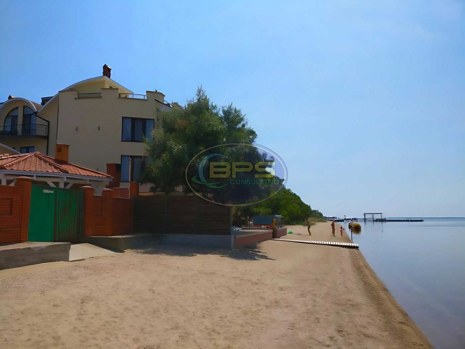 Люкс-готель у Затоці. 16 номерів + 4 котеджі — готовий бізнес!