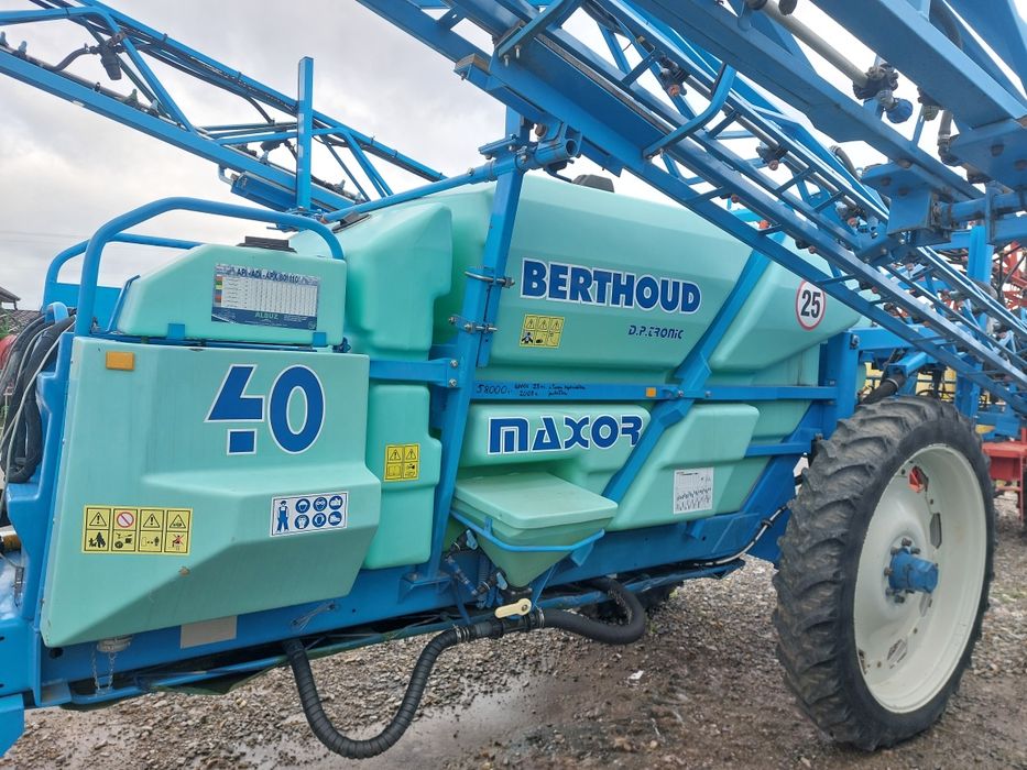 Opryskiwacz Berthoud Maxor 4.0 2009 r.4000l.27m