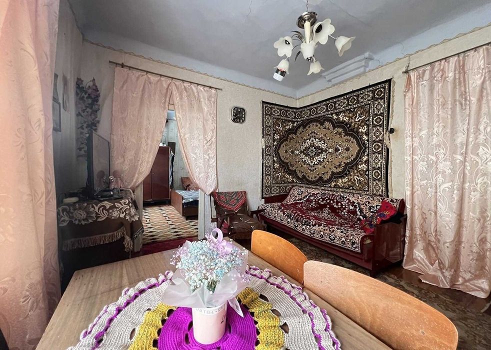 Продаж 3к квартири в Гнівані