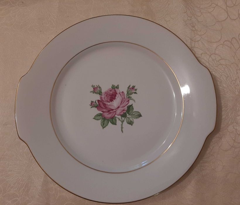 Тарелки разные, блюда от сервиза «Роза», "KAHLA" производство ГДР