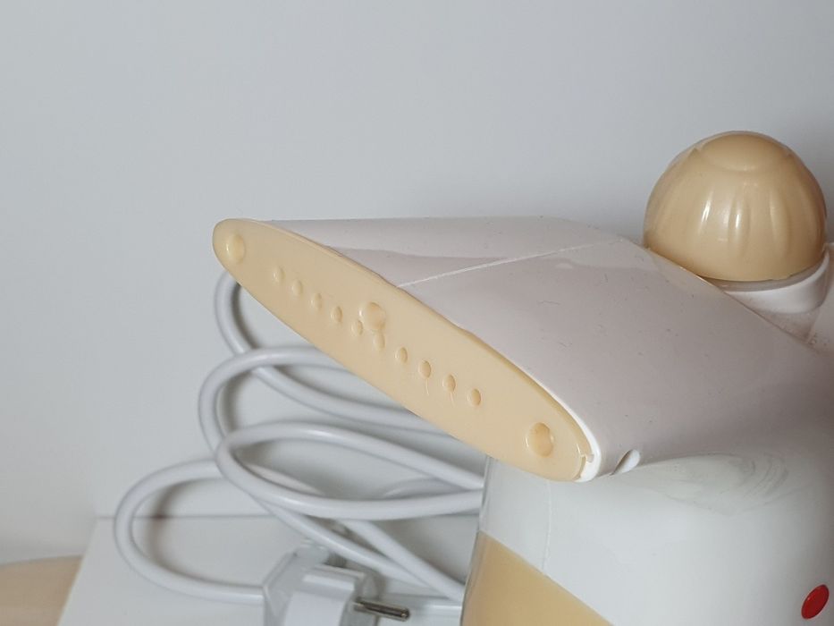 Parownica do ubrań ROVUS