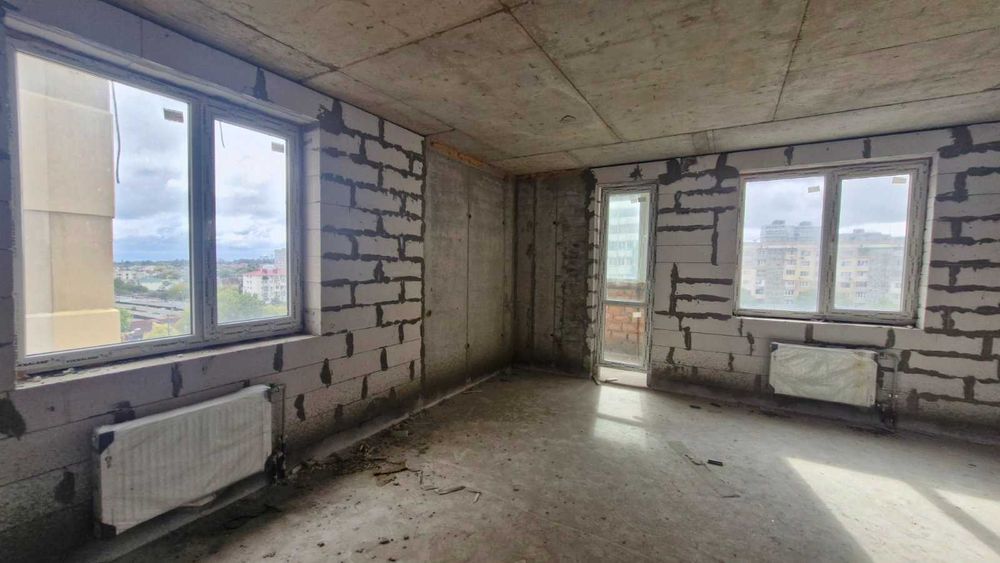 Продам квартиру площа 62 м2 від будівельників  на Чикаленко/Таирова