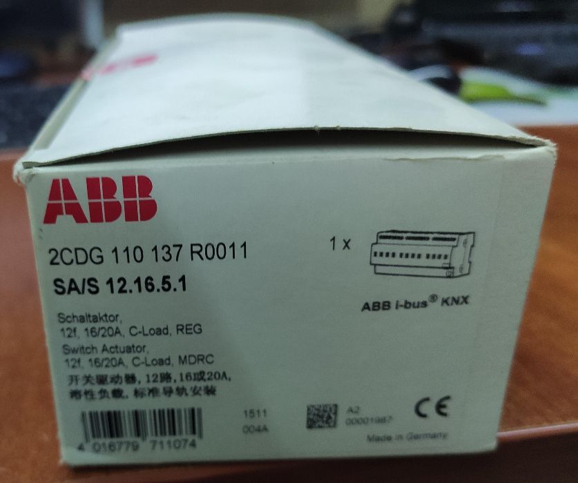 Abb Knx Sa/s 12.16.5.1 реле / бинарный выход 12-канальный, 16/20ах