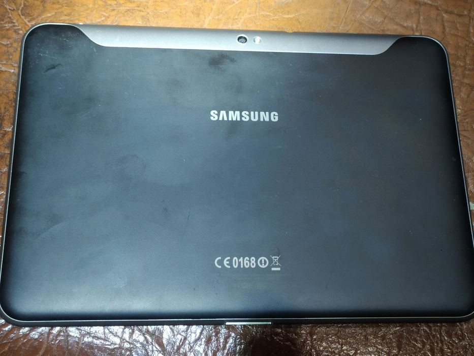 Планшет GT P7300