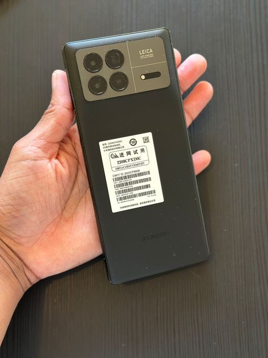 Xiaomi Mix Fold 3 (16GB RAM + 512GB ) - Como Novo