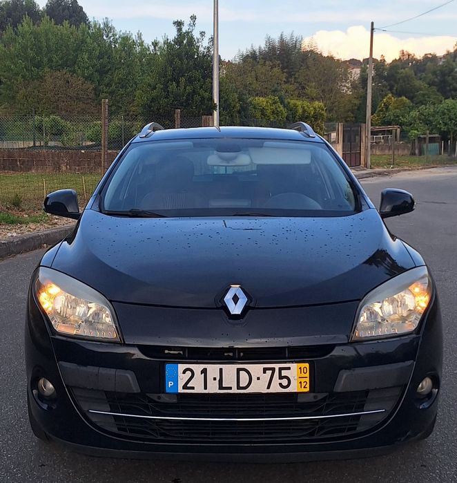 Renault Megane Sport Tourer Dynamique 1.5Dci 110cv-2010 foto 2