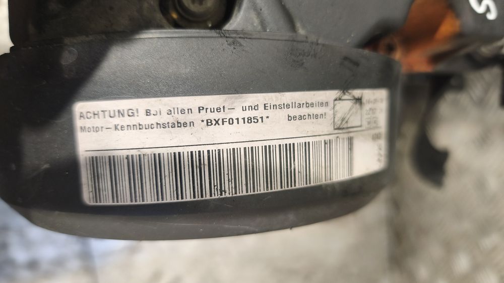Silnik Goły Słupek Vw Jetta 2007R 1.9Tdi 77Kw Bxf