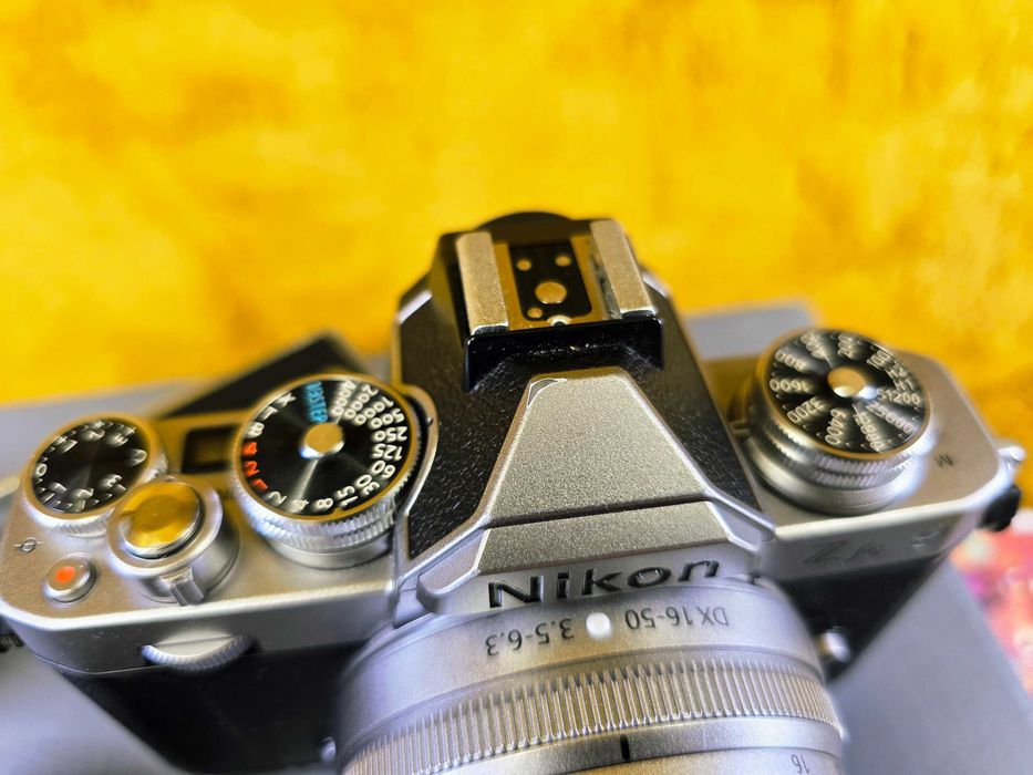 !СТАН НОВОГО! Nikon Z fc з кіт-об'єктивом 16-50mm VR -- 1275 кадрів --