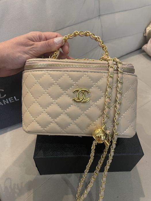 Torebka nude  bezowa kuferek chanel