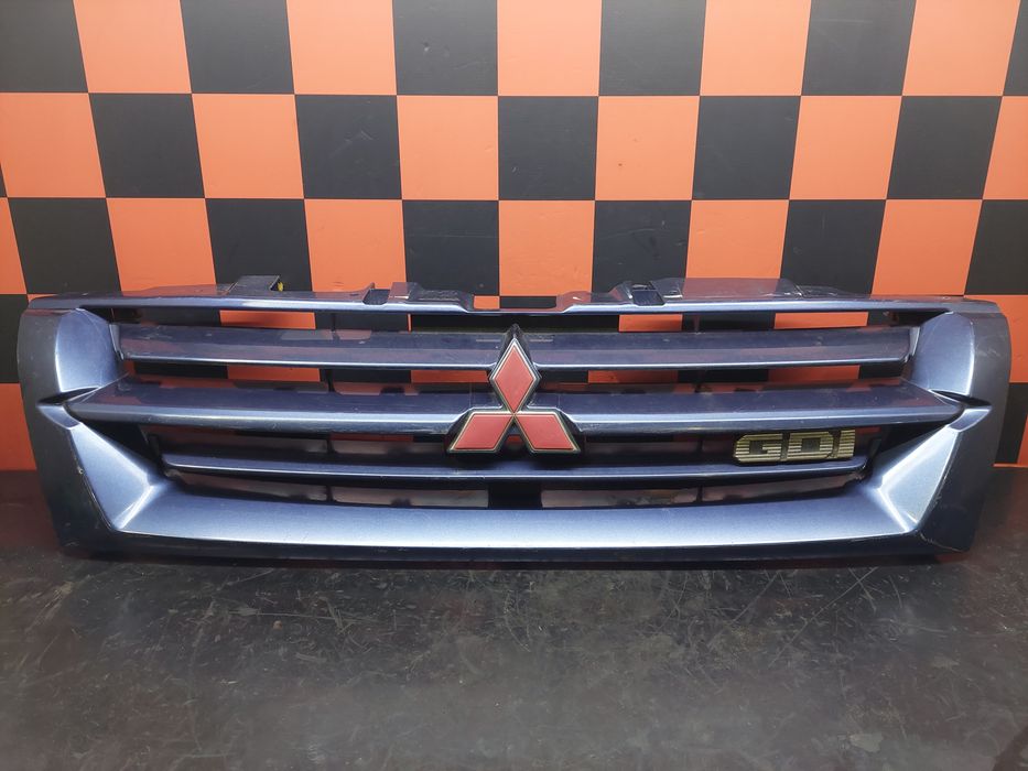 Grelha frente MITSUBISHI Pajero II (V2_W, V3_W, V4_W)