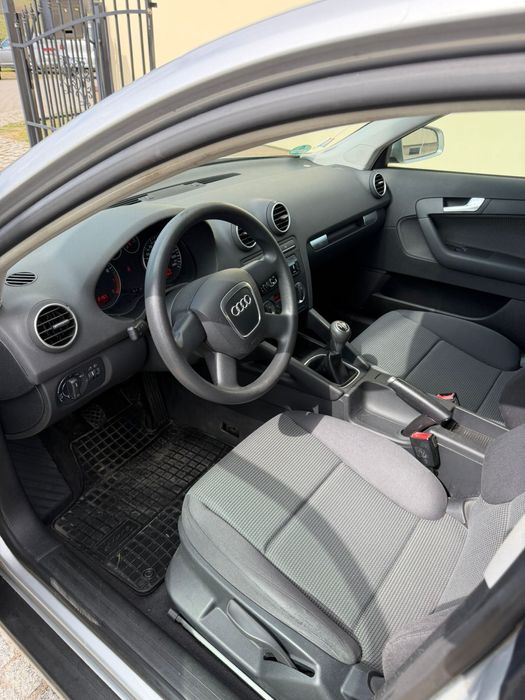 Audi a3*8P* Sportback* 1.6MPI
