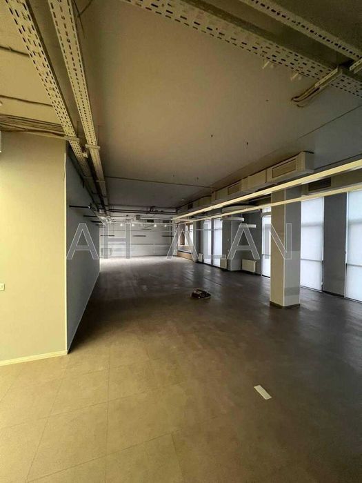 Оренда  офісу на вулиці Спаській. Поділ