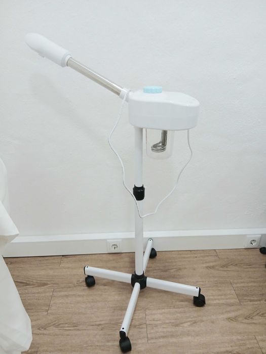 VENDO EQUIPAMENTOS DE ESTÉTICA , PEELING ULTRASSÔNICO  E OUTROS