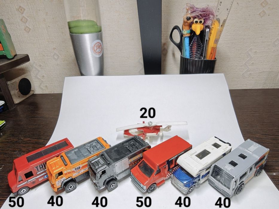 Машинки модели hot wheels matchbox