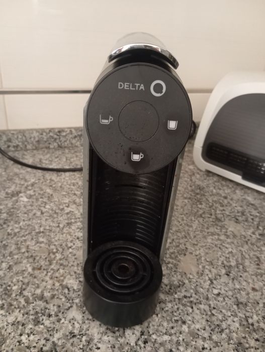 Máquina de café delta