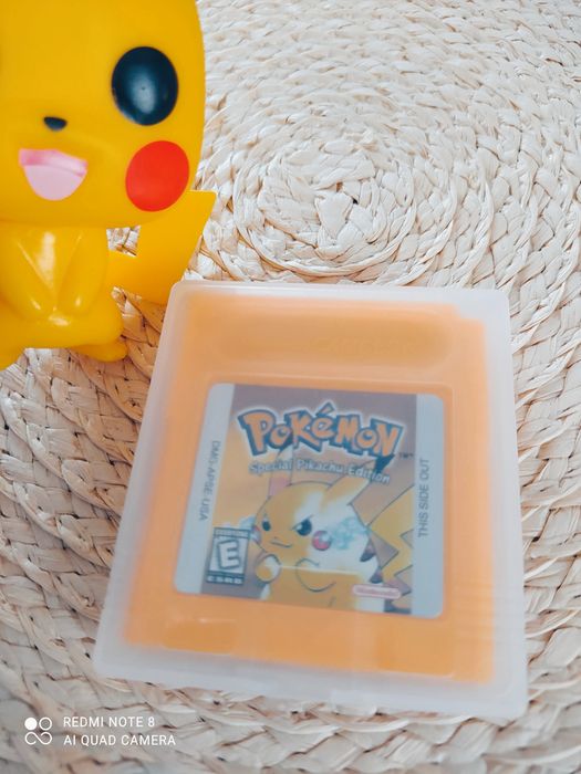 POKEMON Pikachu YELLOW- Nintendo Gameboy Color/Advance/Pocket/Classic