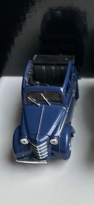 Модель автолегенды 1/43