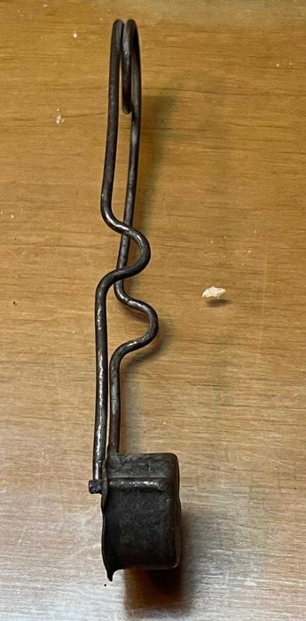 Isqueiro de Ferro Forjado Artesanal