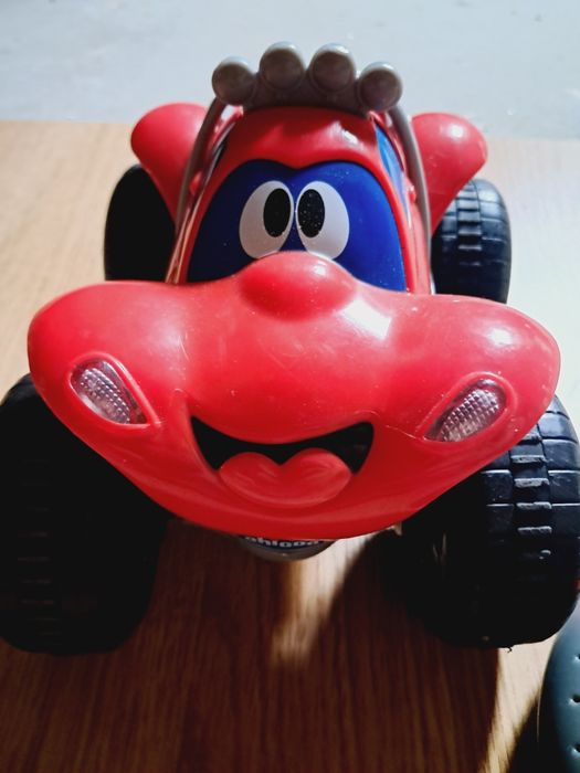 Chicco autko zdalnie sterowane