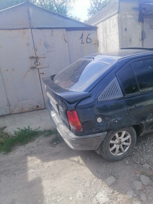 Продам  Опель кадет