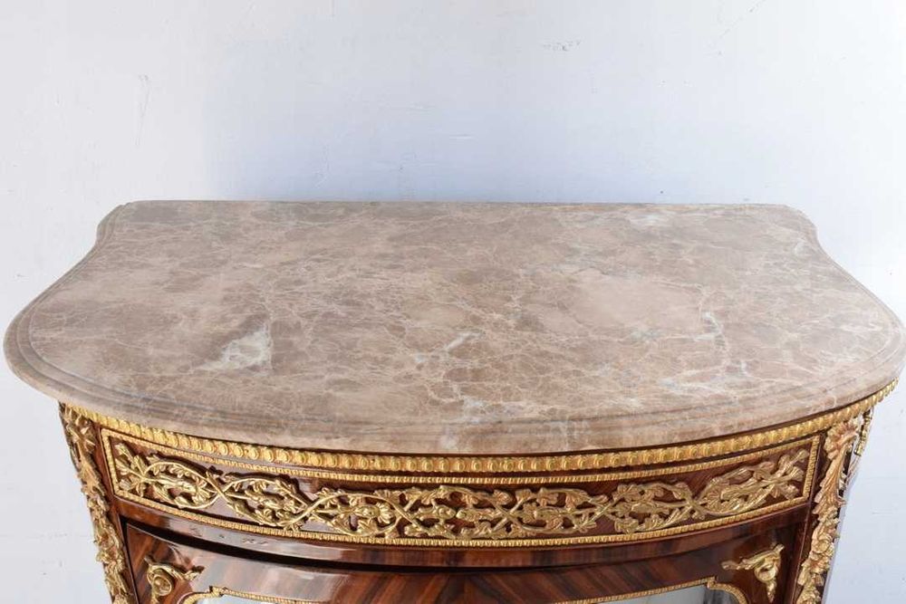 Francuska Witryna Ludwik - Gablota Komoda - Okuta Mosiądzem Marmur