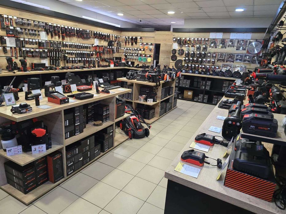 Вбудоване нежитлове приміщення, площа 159.2 кв.м. у м.Конотоп