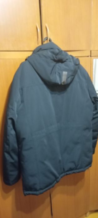 Чоловіча зимня куртка великого розміру