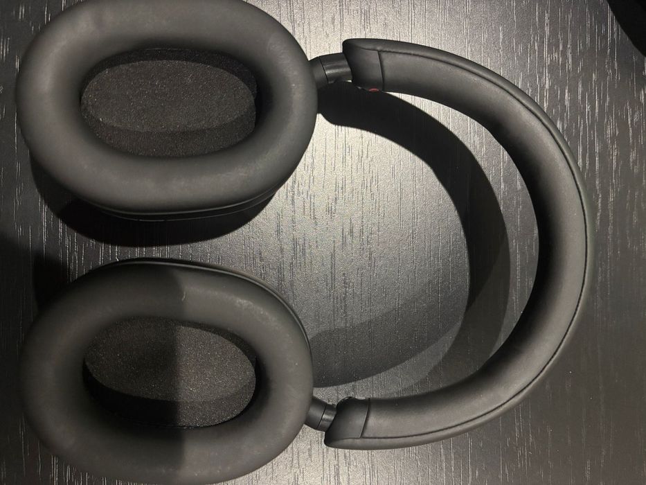 Sony WH-100XM5 headphones