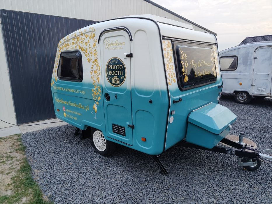 Fotobudka Prosecco van fotoprzyczepa Niewiadów