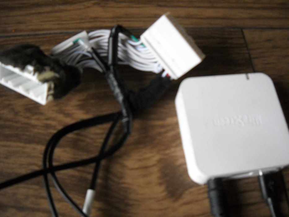 Mirrorlink MiraCast z wiązką oryginalną do radia Touch2 GO Toyota