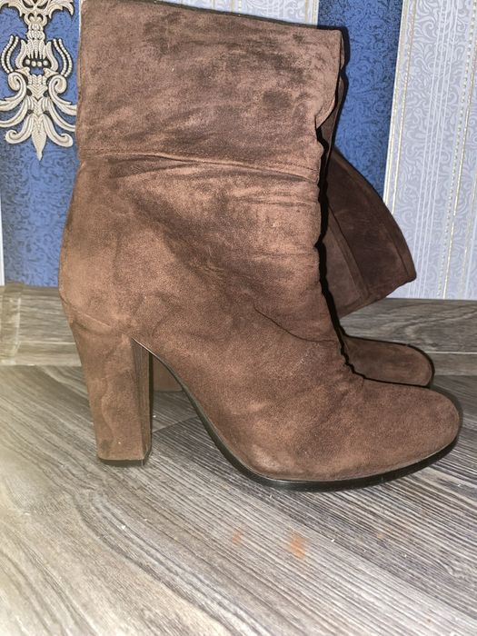 Ботфорти Basconi