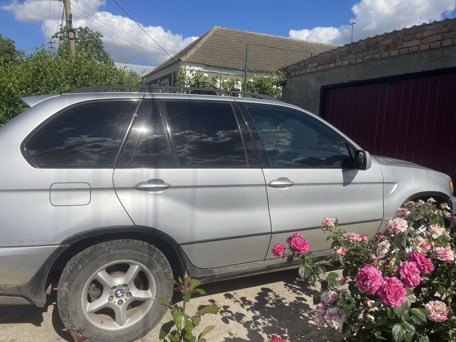 Продам Bmw X5 E53 M57