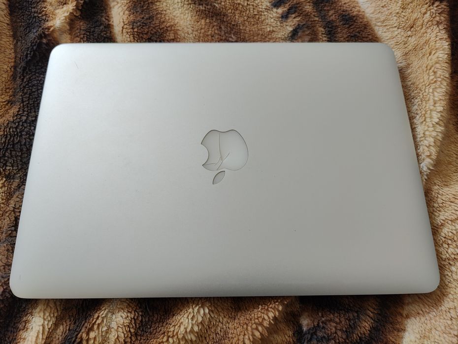 Macbook pro 13 retina 8/256 ssd