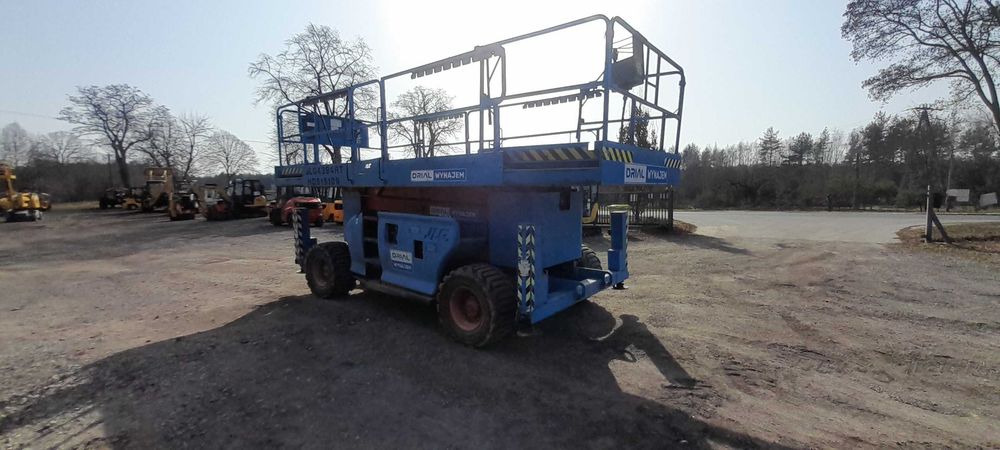 Podnośnik nożycowy JLG 4394RT
