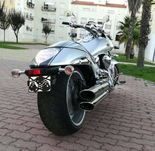 Suzuki indruder M1800R